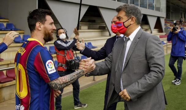 拉波尔塔已同梅西父亲会谈 梅西续约出现积极信号