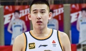 付豪：我很想打好 承认自己的问题 休赛期努力弥补 合同还有一年