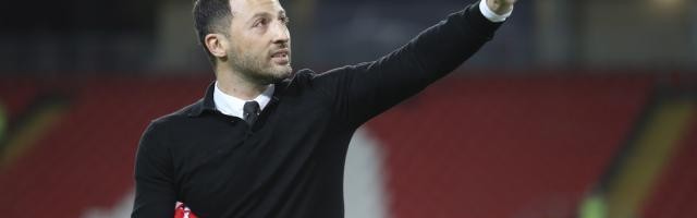 体育入口-斯巴达克无奈被逐呼唤和平 大度祝福莱比锡主帅